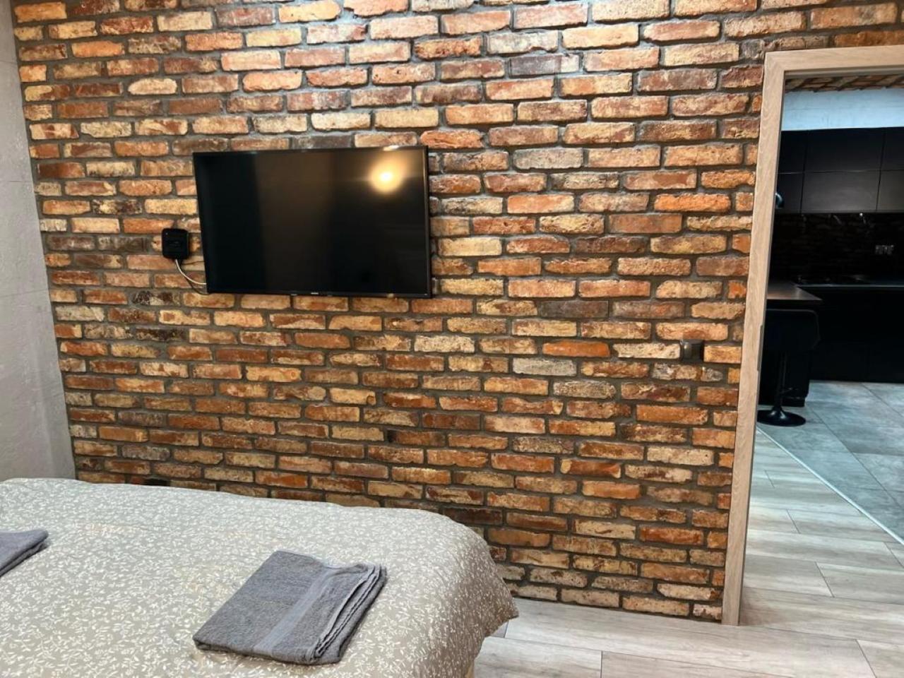 Raciborska Royal Apartment - Miejsce Parkingowe Na Parkingu Strzezonym Gliwice Zewnętrze zdjęcie